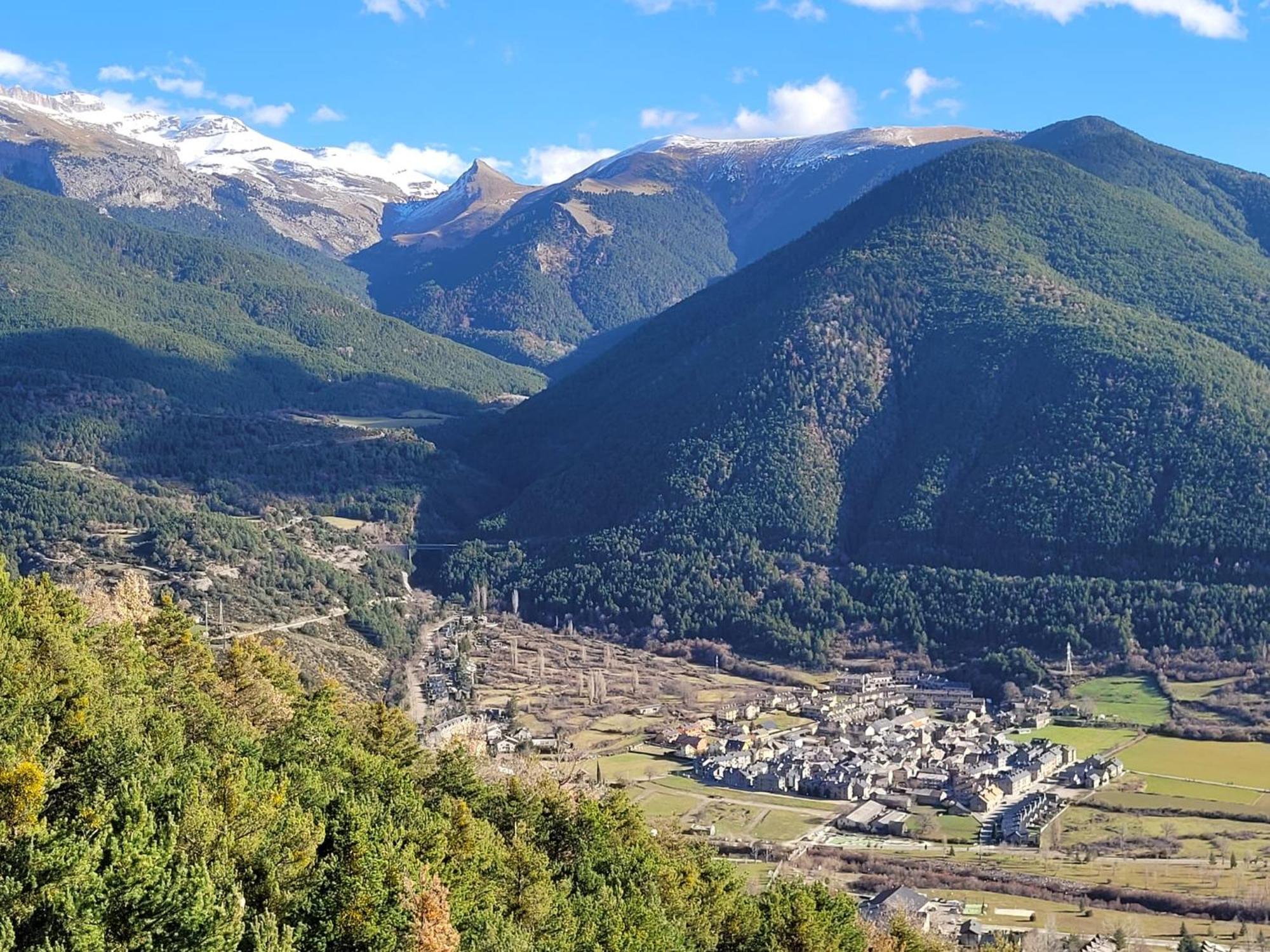 Apartamento En Villanua La Espata Bagian luar foto