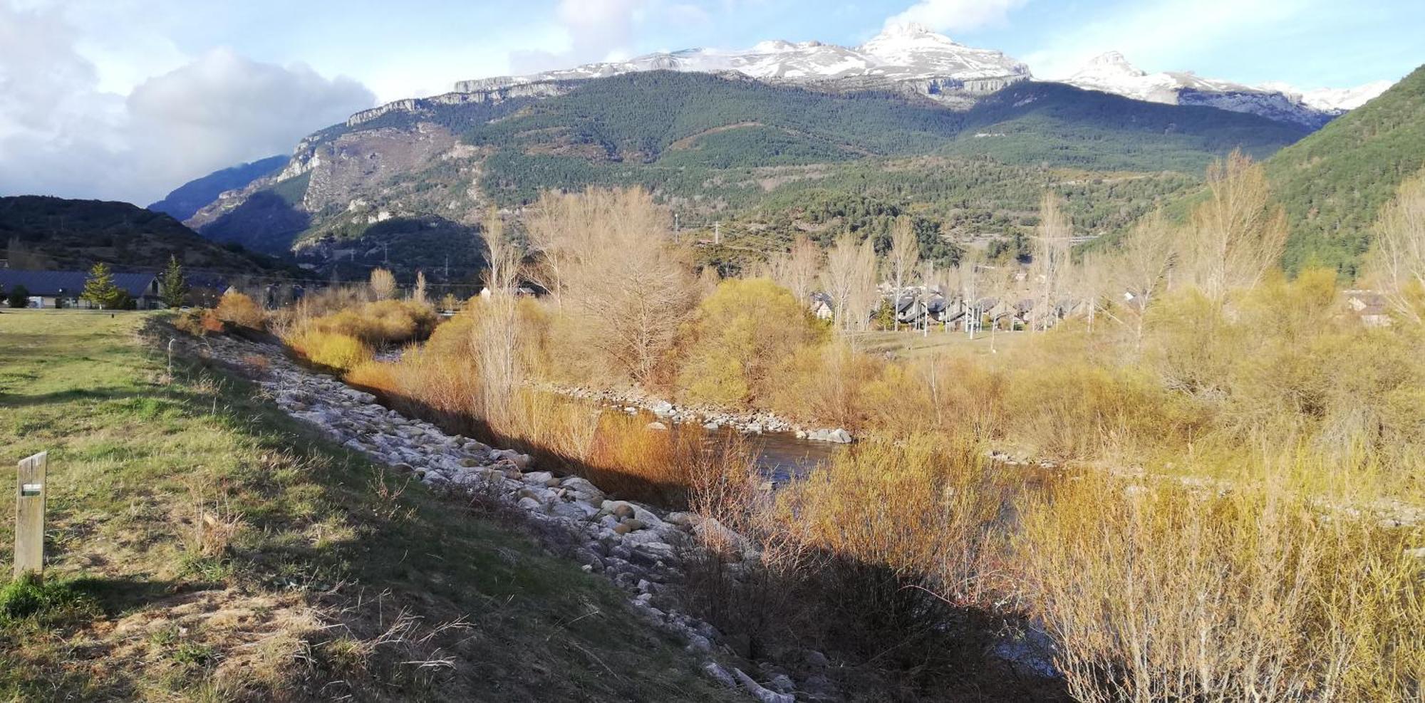 Apartamento En Villanua La Espata Bagian luar foto